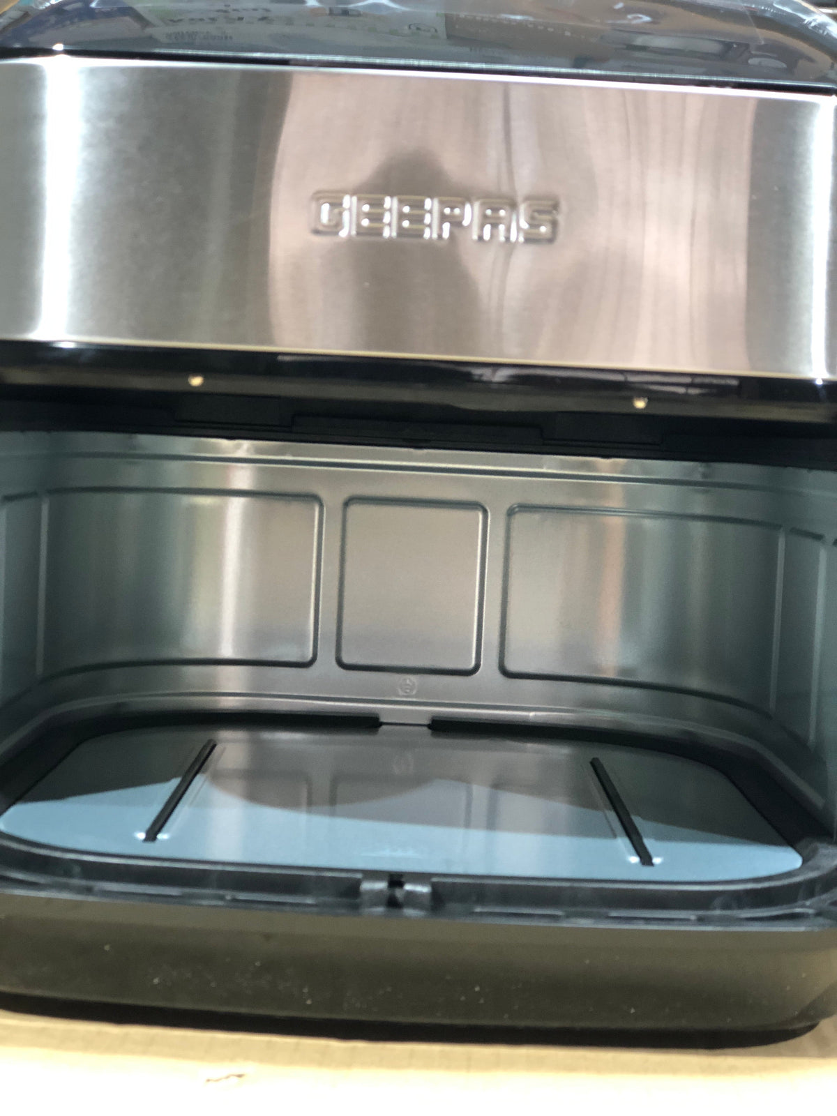 Geepas Digital 7.5L Air Fryer GAF37530