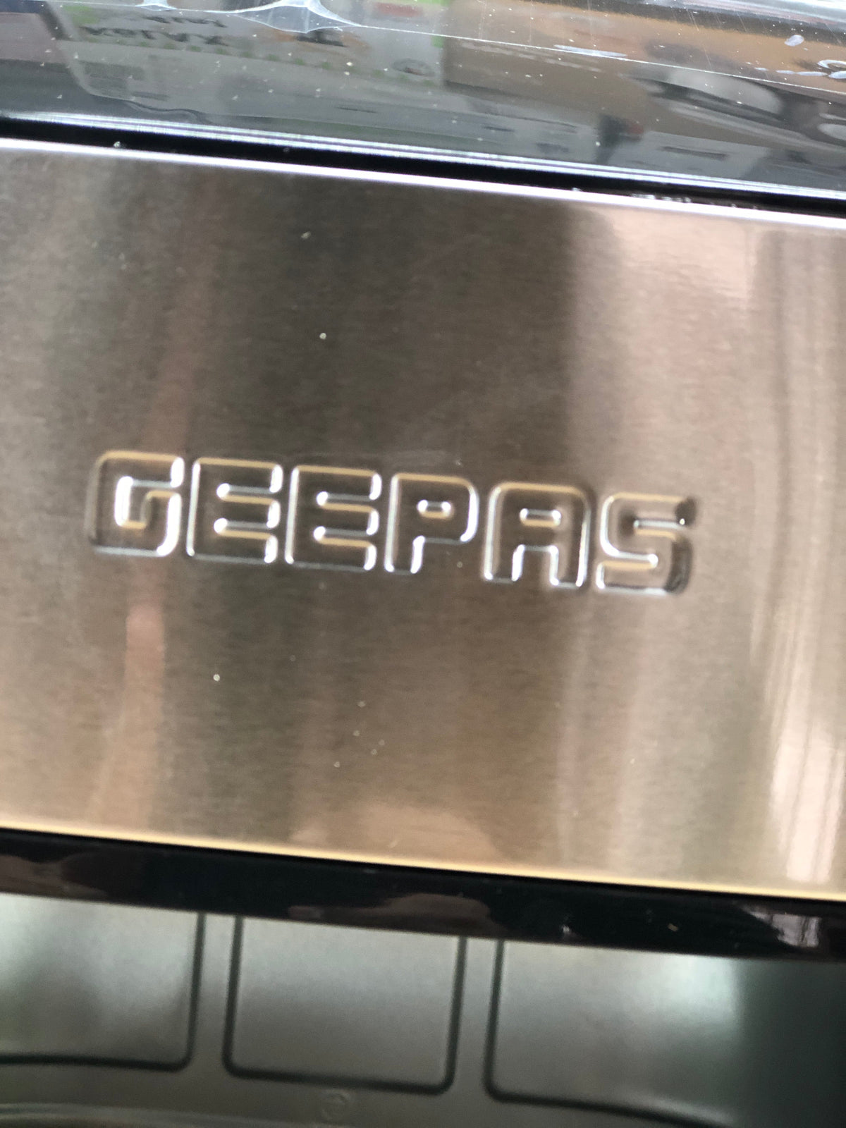 Geepas Digital 7.5L Air Fryer GAF37530